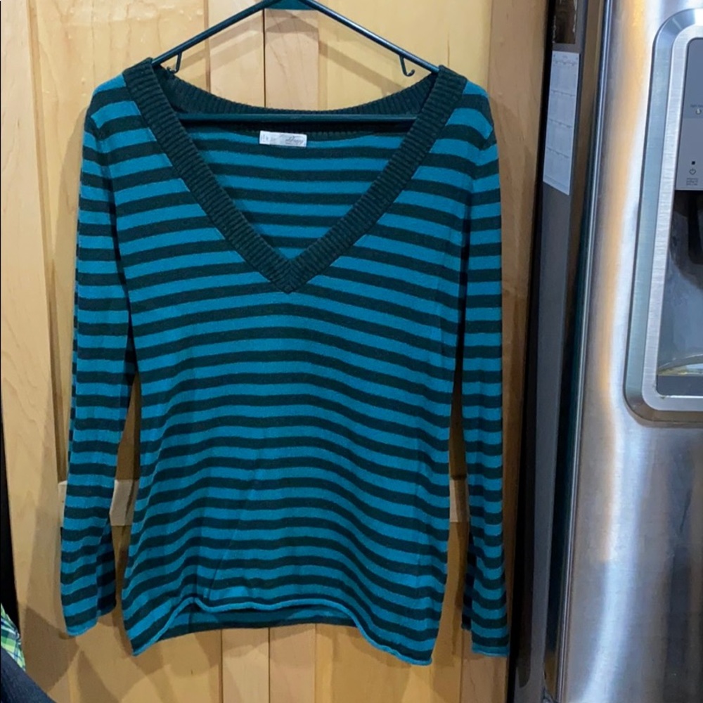 Old navy long sleeve